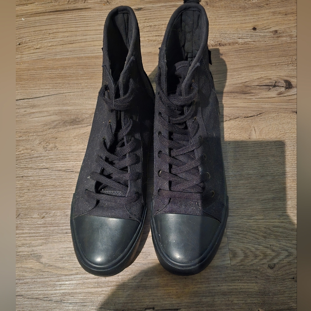⚡️Levis Black Women's Canvas High-Top Sneakers